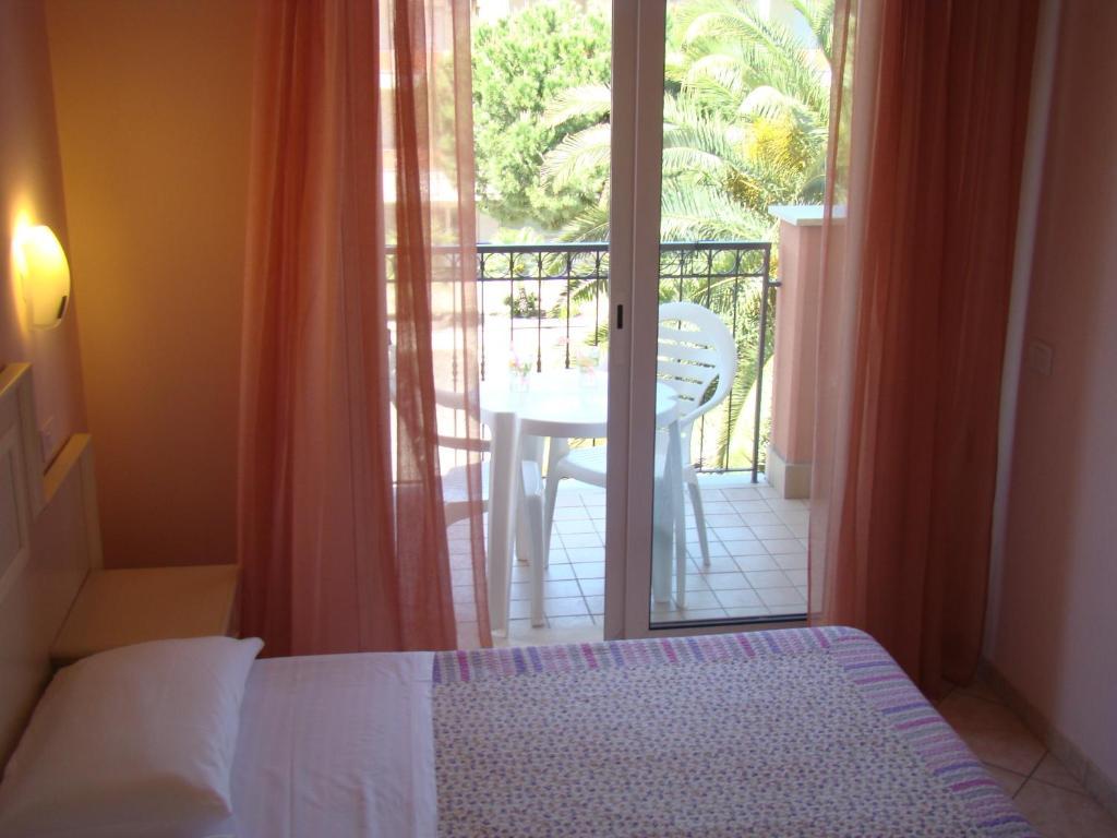 Il Casale Aparthotel Martinsicuro Room photo
